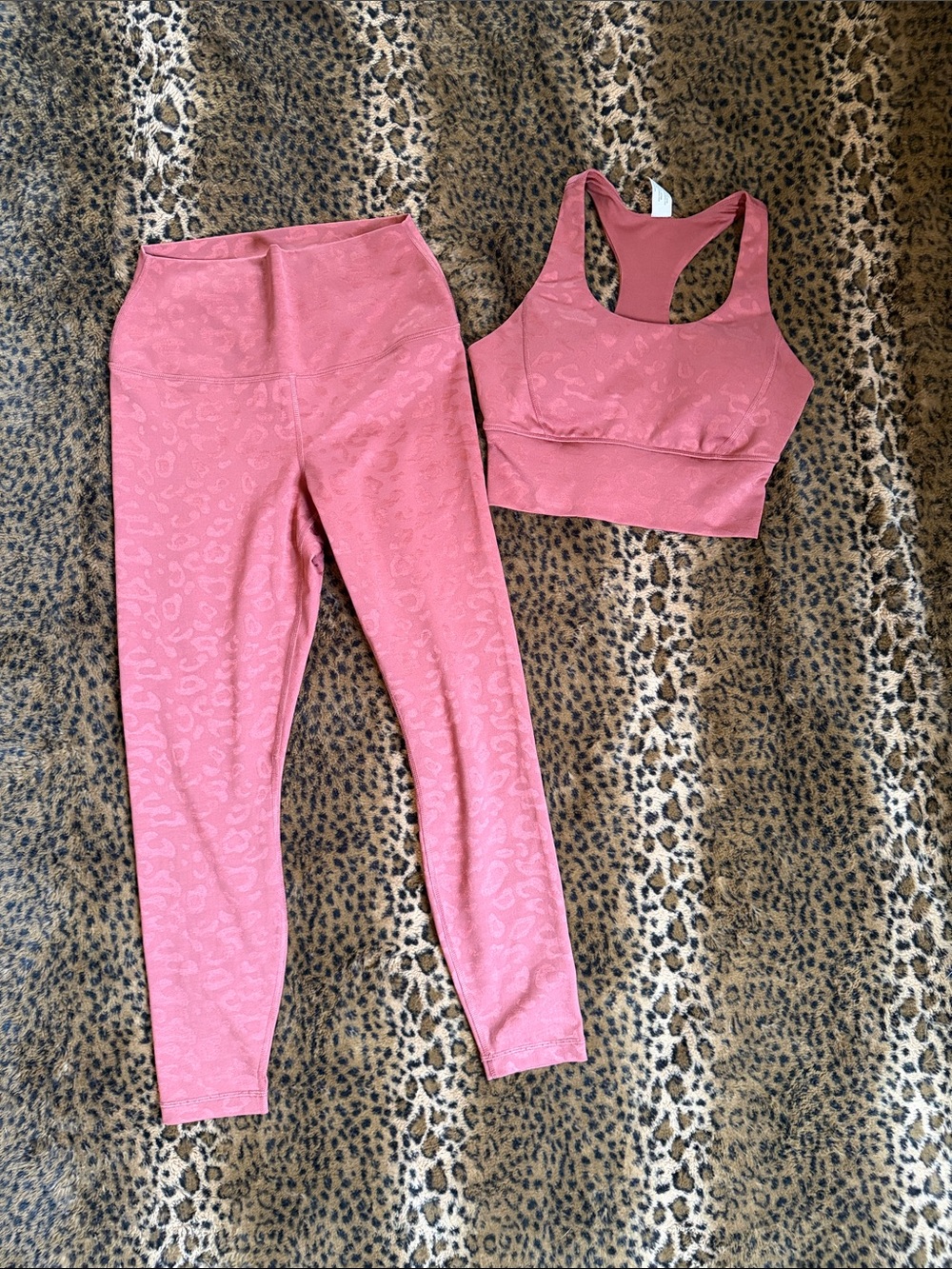 90 Degree By Reflex Rose Mauve Leopard-Textured Active Bra & Leggings Set